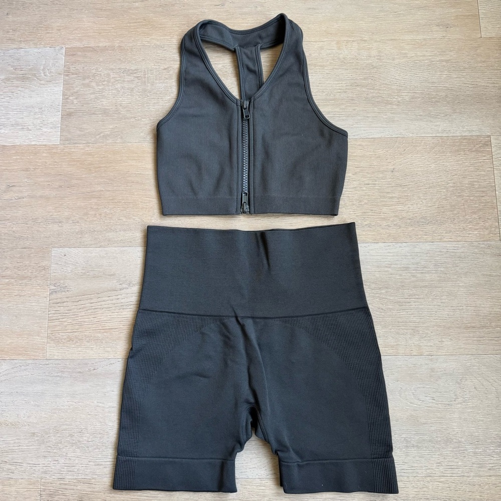 Gray SCULPTFLEX SET Active Workout Set